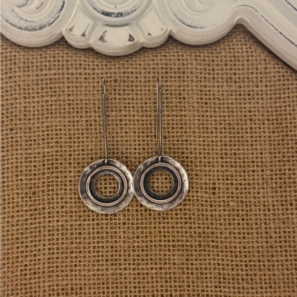 SILPADA  silver oxidized hammered earrings - Picture 3 of 4